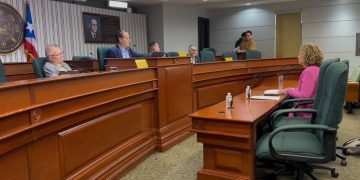 Cámara investiga revocación de abanderado del Copur y alegaciones de maltrato en la Federación de Canotaje