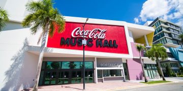 Coca-Cola Music Hall invita a disfrutar de Sunset Happy Hour antes del concierto de UB40
