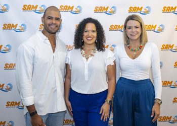 Medalla Light y Walmart unen esfuerzos para apoyar la preservación de las costas puertorriqueñas este verano