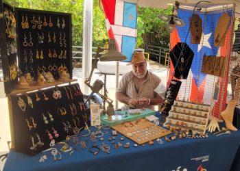 Lajas se prepara para celebrar la Tercera Edición del Junte de Artesanos en La Parguera. 