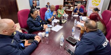 Alcalde de Luquillo refuerza estrategias de seguridad comunitaria con la Policía Estatal y Municipal