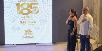 Salinas celebra los 185 años de fundación en escuela rescatada por el Municipio