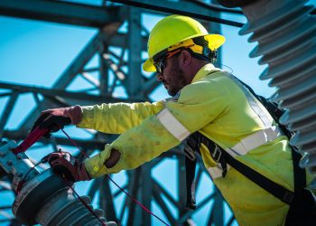LUMA energiza tres nuevos transformadores en subestaciones para fortalecer el sistema eléctrico