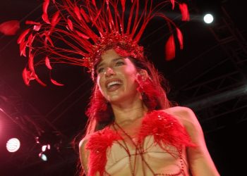 Aria Vega lleva la esencia del Carnaval de Barranquilla a Puerto Rico con su debut en el Melody Fest