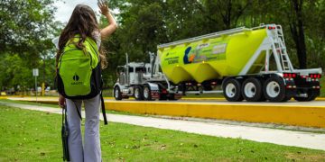 Argos convierte su saco de cemento en un llamado a construir el futuro de Puerto Rico desde la educación