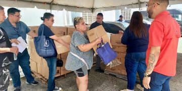 Representante Edgar Robles vacuna más de 500 mascotas desde enero; próxima feria impactará barrio Sabana Hoyos de Arecibo