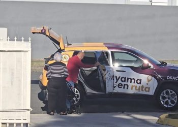 Continúa disponible Pon Pa’l Pueblo en Guayama (El alcalde repasó las ventajas del sistema de transporte colectivo municipal)
