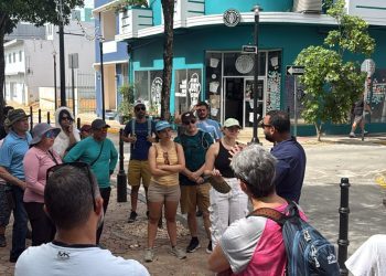 Sierra Club sale a la calle a mostrar las cámaras que vigilan a Bayamón