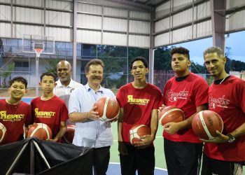 Alcalde Aponte inaugura importantes mejoras a las facilidades recreativas y al centro comunal del sector Campeche