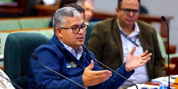 Gobernadora estaría evaluando candidatos para sustituir al presidente de la AAA
