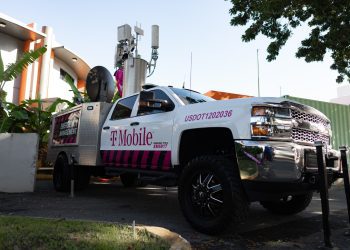 T-Mobile se une a Nino Correa y suma inteligencia artificial a su red