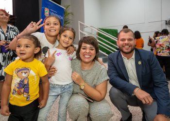 Oficina de la Procuradora de las Mujeres impacta a la comunidad del Residencial Dr. Pila en Ponce mediante campaña “Cuando una Mujer Alza su Voz”