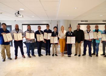 Reconocen a estudiantes y maestros que utilizaron impresión 3D para ayudar a heridos en Venezuela