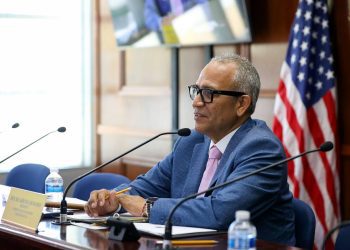 Aseguran que medida para ampliar asistencia de adultos mayores beneficiarios del PAN duplicaría esfuerzos