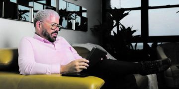 Refieren para investigación por posibles actos de corrupción al publicista Carlos Bermúdez Urbina a raíz de una serie de alegaciones divulgadas por el CPI
