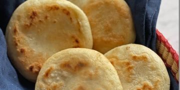 Venezolanos en Puerto Rico:  Transforman el Día Mundial de la Arepa en una jornada de solidaridad