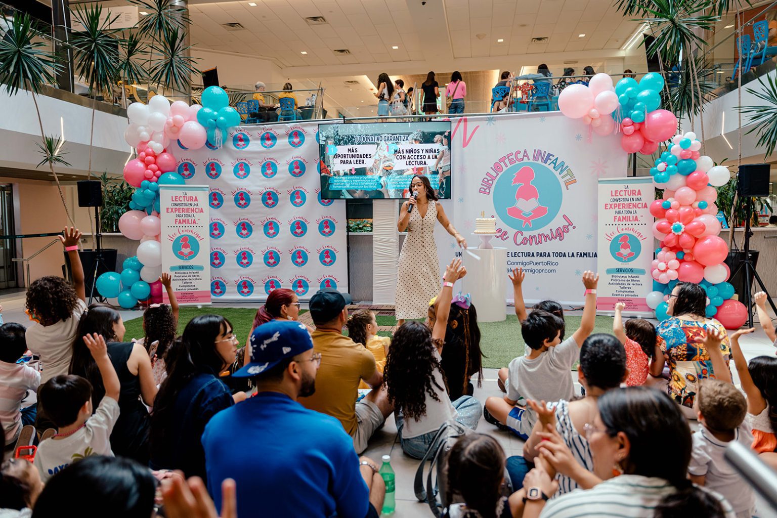 Cientos de familias celebran el cuarto aniversario de la Biblioteca ...