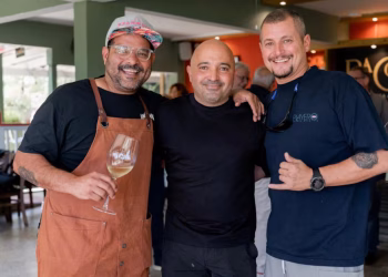 Bacoa Finca + Fogón pone a Juncos y a Puerto Rico en alto con doble Reconocimiento Internacional   