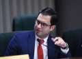 Ferrer denuncia PNP pretende dar golpe de Estado a la Constitución con reforma judicial