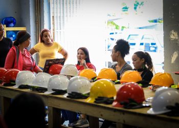 MUNICIPIO DE SAN JUAN FORTALECE INICIATIVAS PARA EL DESARROLLO Y LA AUTONOMÍA ECONÓMICA DE LAS MUJERES